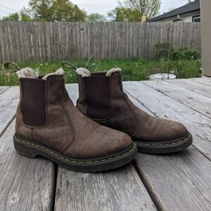 Dr.Martens Leonore Leather Boots